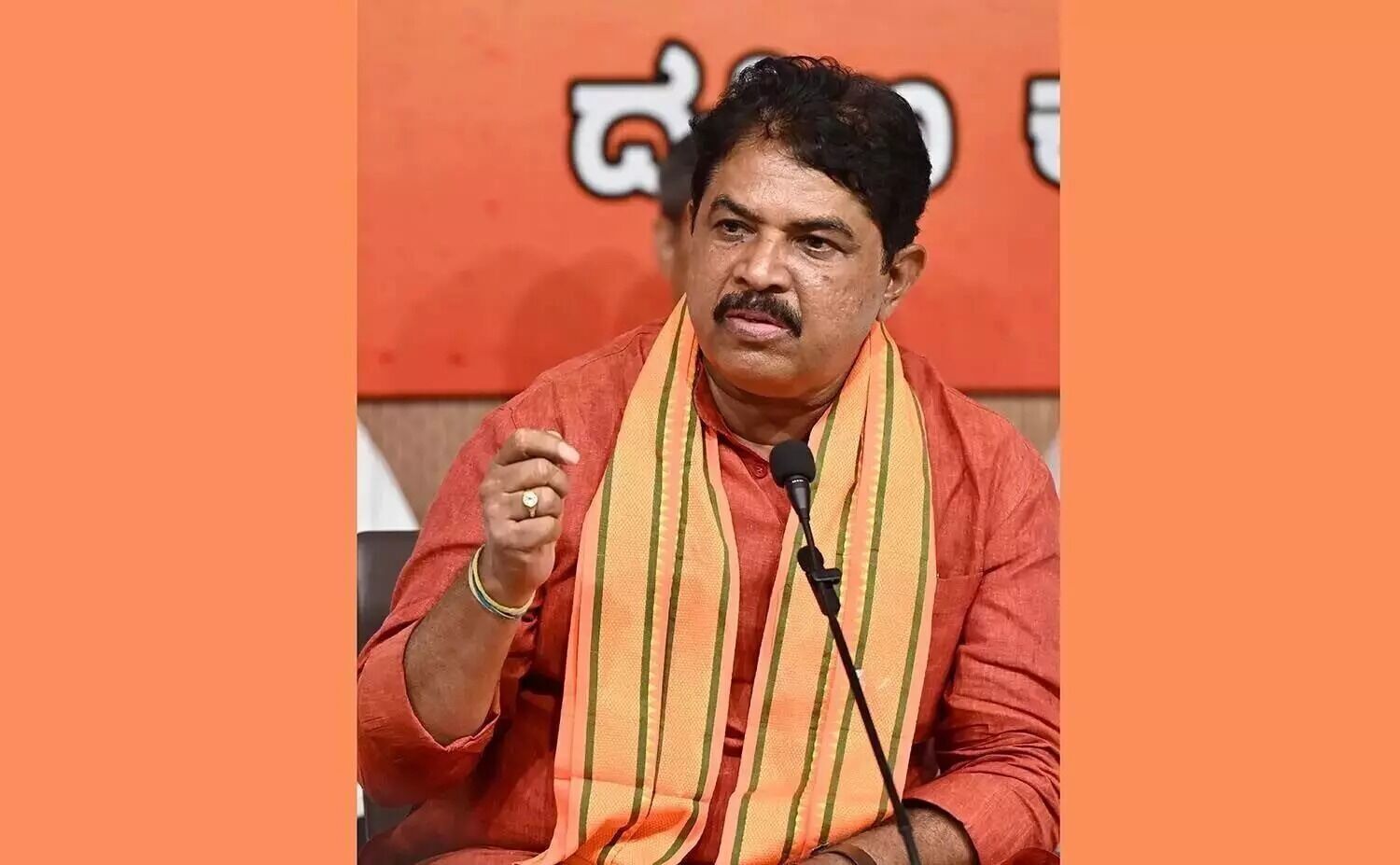 ವಕ್ಪ್‌ ಆಸ್ತಿ ವಿವಾದ | ಸಿಎಂ ಸಿದ್ದರಾಮಯ್ಯ ಕೂಡಲೇ ಸ್ಪಷ್ಟನೆ ನೀಡಲಿ : ಆರ್.ಅಶೋಕ್