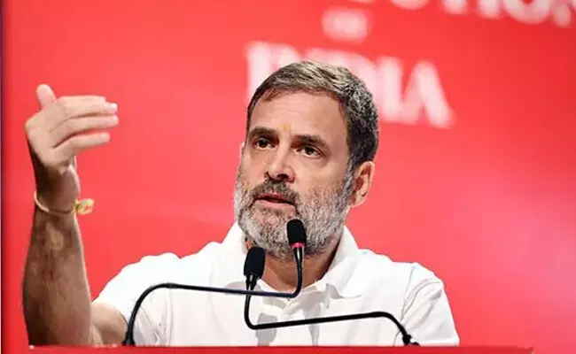 ಅದಾನಿ, ಬುಚ್, ಮೋದಿ ಸರಕಾರದ ನಡುವೆ ನಂಟು | ಯುಟ್ಯೂಬ್ ವೀಡಿಯೊದಲ್ಲಿ ರಾಹುಲ್ ಗಾಂಧಿ ಪ್ರತಿಪಾದನೆ ಅದಾನಿ, ಬುಚ್, ಮೋದಿ ಸರಕಾರದ ನಡುವೆ ನಂಟು | ಯುಟ್ಯೂಬ್ ವೀಡಿಯೊದಲ್ಲಿ ರಾಹುಲ್ ಗಾಂಧಿ ಪ್ರತಿಪಾದನೆ