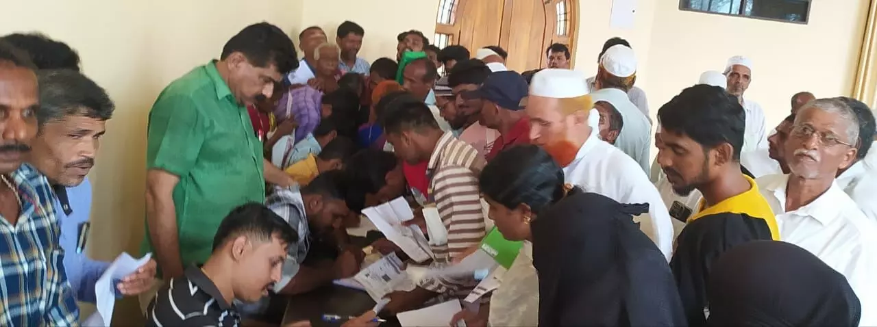 ಸುಪ್ರೀಂ ಕೋರ್ಟನಲ್ಲಿ ಅರಣ್ಯವಾಸಿಗಳ ಪರ ಕಾನೂನು ಹೋರಾಟಕ್ಕೆ ಸಿದ್ಧ: ರವೀಂದ್ರ ನಾಯ್ಕ ಸುಪ್ರೀಂ ಕೋರ್ಟನಲ್ಲಿ ಅರಣ್ಯವಾಸಿಗಳ ಪರ ಕಾನೂನು ಹೋರಾಟಕ್ಕೆ ಸಿದ್ಧ: ರವೀಂದ್ರ ನಾಯ್ಕ