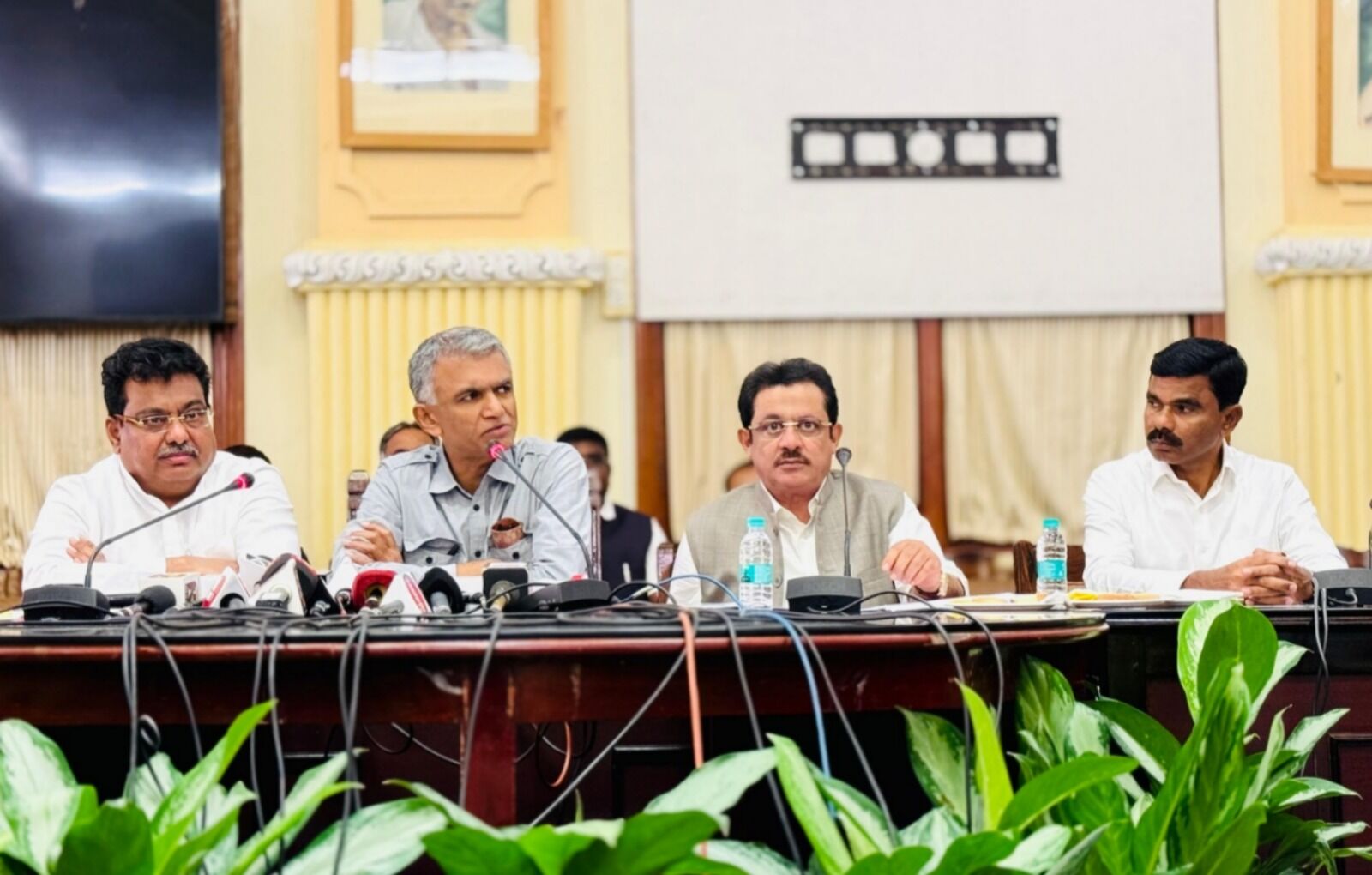 ರೈತರಿಗೆ ಮಂಜೂರಾದ ಭೂಮಿಯನ್ನು ವಕ್ಫ್ ಬೋರ್ಡ್ ಹಿಂಪಡೆಯುತ್ತಿಲ್ಲ : ಸಚಿವ ಕೃಷ್ಣ ಬೈರೇಗೌಡ