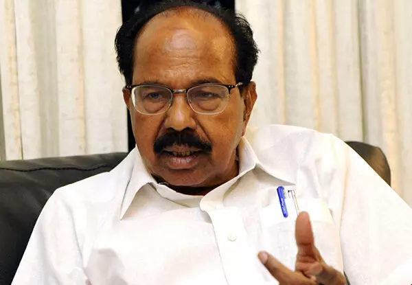 ಸಾಹಿತ್ಯಕ್ಕೆ ರಾಜ್ಯೋತ್ಸವ ಪ್ರಶಸ್ತಿ ಪಡೆದ ‘ರಾಜಕಾರಣಿ’ ಡಾ.ಎಂ.ವೀರಪ್ಪ ಮೊಯ್ಲಿ