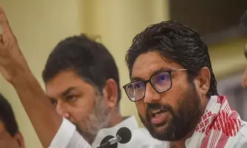 ಗುಜರಾತ್ | ದಲಿತ ವಿರೋಧಿ ಹೇಳಿಕೆ ನೀಡಿದ ಡಿಸಿ ಅಮಾನತಿಗೆ ಕಾಂಗ್ರೆಸ್ ಶಾಸಕ ಜಿಗ್ನೇಶ್ ಮೇವಾನಿ ಆಗ್ರಹ