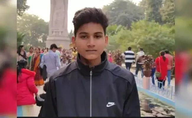 ಉತ್ತರ ಪ್ರದೇಶ | ಜಮೀನು ವ್ಯಾಜ್ಯ : ಅಪ್ರಾಪ್ತ ಬಾಲಕನ ಶಿರಚ್ಛೇದ! ಉತ್ತರ ಪ್ರದೇಶ | ಜಮೀನು ವ್ಯಾಜ್ಯ : ಅಪ್ರಾಪ್ತ ಬಾಲಕನ ಶಿರಚ್ಛೇದ!