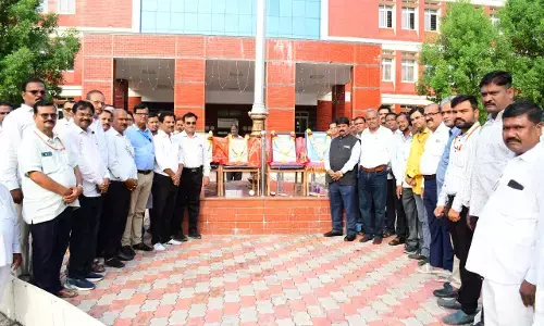 ಕಲಬುರಗಿ | ಲೋಕೋಪಯೋಗಿ ಭವನದಲ್ಲಿ 69ನೇ ಕನ್ನಡ ರಾಜ್ಯೋತ್ಸವ ಆಚರಣೆ