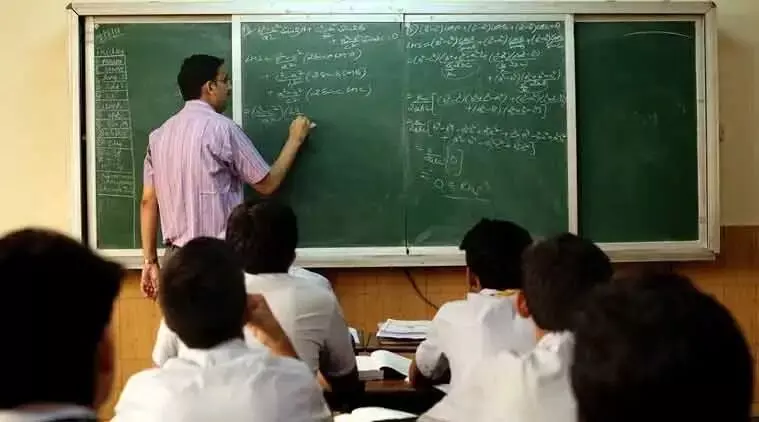 Photoof fake teachers Photoof fake teachers