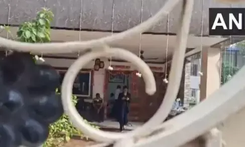 ಚುನಾವಣೆ ಹೊಸ್ತಿಲಲ್ಲೇ ಜಾರ್ಖಂಡ್ ಸಿಎಂ ಹೇಮಂತ್ ಸೊರೇನ್ ಆಪ್ತನ ನಿವಾಸದ ಮೇಲೆ ಐಟಿ ದಾಳಿ