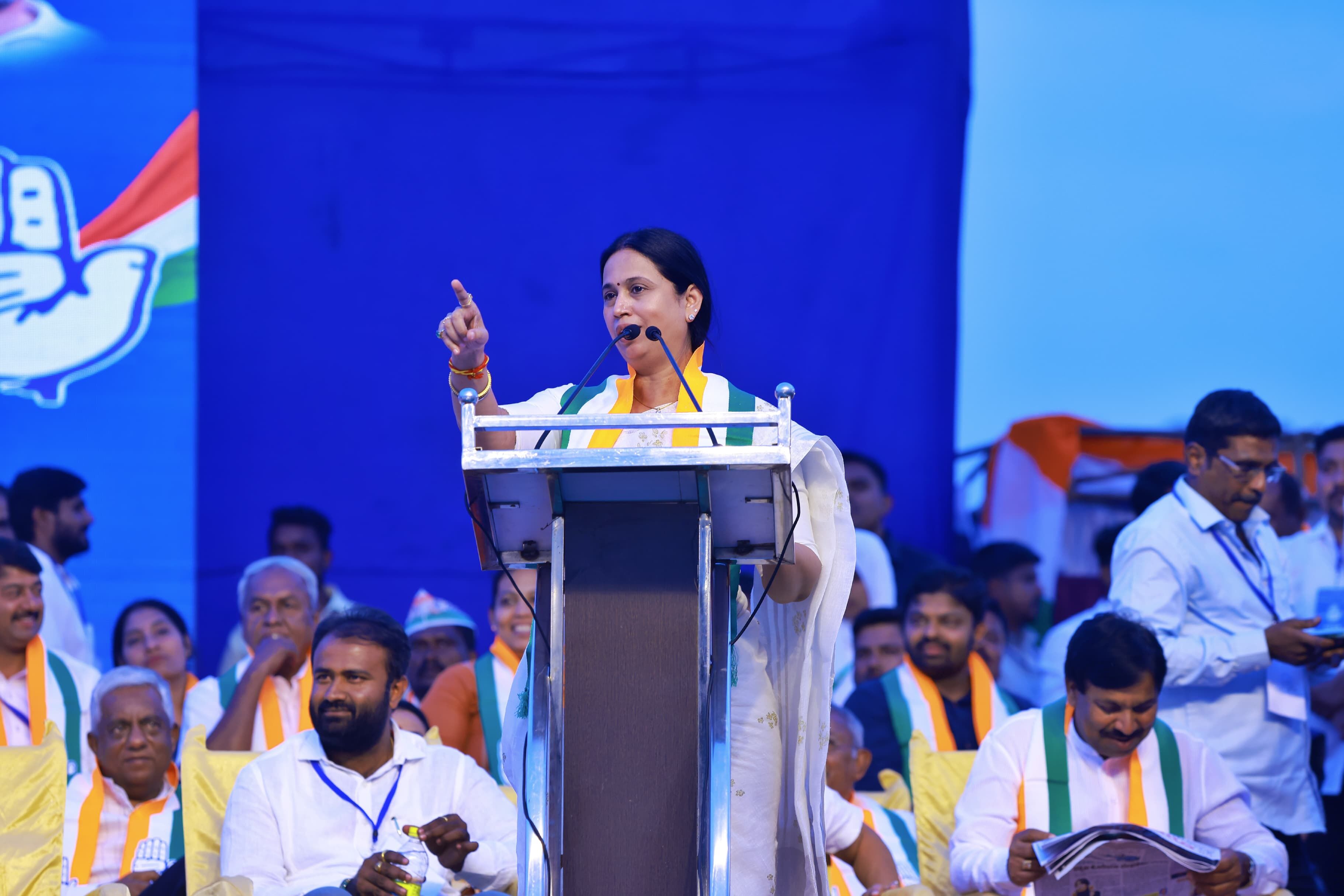 ಬಿಜೆಪಿಯವರಿಗೆ ಸುಳ್ಳು ಹೇಳುವುದು ಬಿಟ್ಟು ಬೇರೆ ಏನೂ ಗೊತ್ತಿಲ್ಲ : ಲಕ್ಷ್ಮೀ ಹೆಬ್ಬಾಳ್ಕರ್