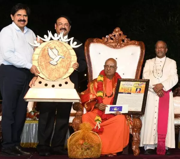 ಹೃದಯದ ಸಂಬಂಧದಿಂದ ಸಾಮರಸ್ಯ ಸೃಷ್ಟಿ: ಪಂಡಿತಾರಾಧ್ಯ ಶಿವಾಚಾರ್ಯ ಸ್ವಾಮೀಜಿ