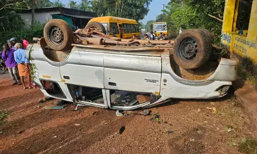 ವಿಟ್ಲ | ಶಾಲಾ ಮಕ್ಕಳನ್ನು ಕರೆದೊಯ್ಯುತ್ತಿದ್ದ ಕಾರು ಅಪಘಾತ: ಹಲವರಿಗೆ ಗಾಯ