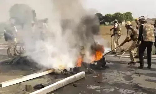 ರಾಜಸ್ಥಾನ | ಪತ್ರಕರ್ತರ ಮೇಲೆ ಹಲ್ಲೆ ನಡೆಸಿ, ಕ್ಯಾಮೆರಾಗಳನ್ನು ಕಸಿದುಕೊಂಡು ಬೆಂಕಿ ಹಚ್ಚಿದ ದುಷ್ಕರ್ಮಿಗಳ ಗುಂಪು