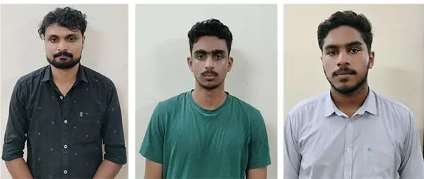 ಮಂಗಳೂರು| ಸೈಬರ್ ಅಪರಾಧ ಪ್ರಕರಣ: ಮೂವರು ಆರೋಪಿಗಳ ಬಂಧನ ಮಂಗಳೂರು| ಸೈಬರ್ ಅಪರಾಧ ಪ್ರಕರಣ: ಮೂವರು ಆರೋಪಿಗಳ ಬಂಧನ