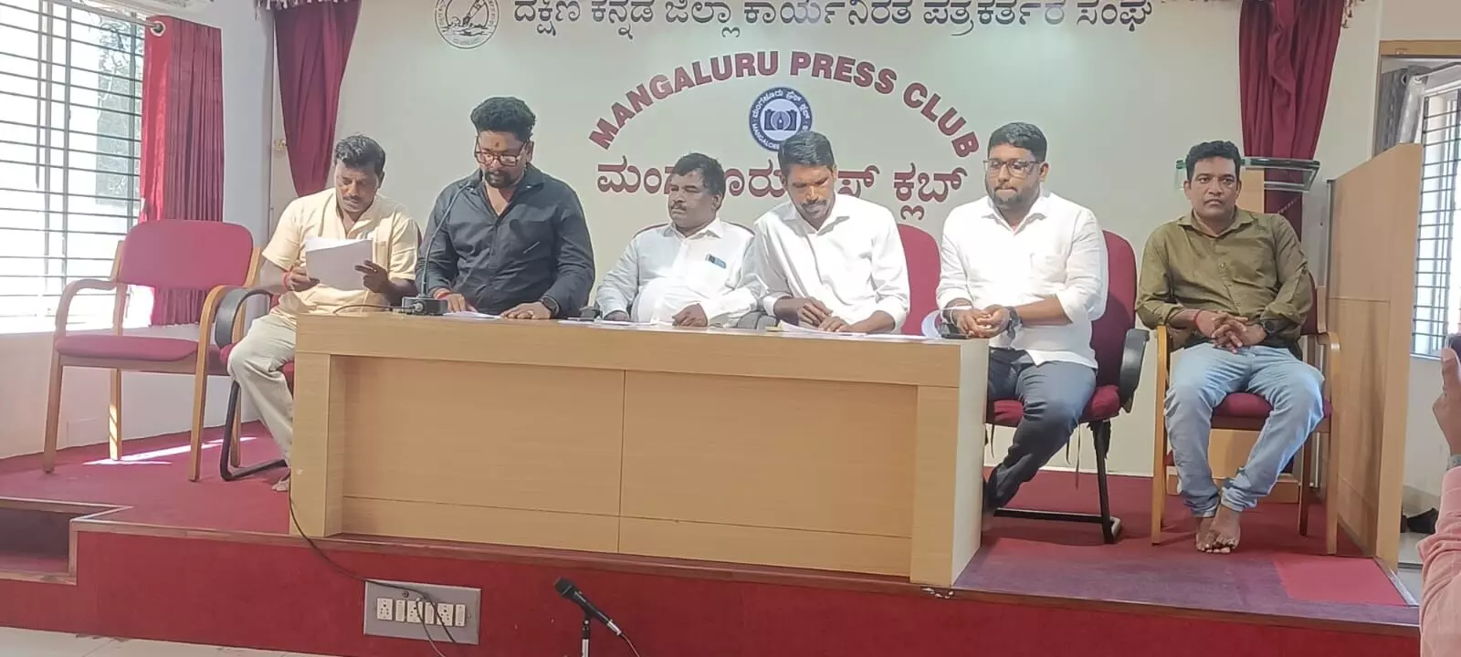 ಸುಳ್ಳು ಜಾತಿ ಪ್ರಮಾಣ ಪತ್ರ ಪಡೆದು ವಂಚನೆ ಆರೋಪ; ಕಾನೂನು ಕ್ರಮಕ್ಕೆ ರಾಜ್ಯ ಆದಿ ದ್ರಾವಿಡ ಸಮಾಜ ಸೇವಾ ಸಂಘ ಒತ್ತಾಯ