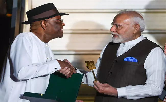 ಪ್ರಧಾನಿ ಮೋದಿಗೆ ನೈಜೀರಿಯಾದಿಂದ ಪ್ರತಿಷ್ಠಿತ ಜಿಸಿಒಎನ್ ಪ್ರಶಸ್ತಿ ಪ್ರದಾನ