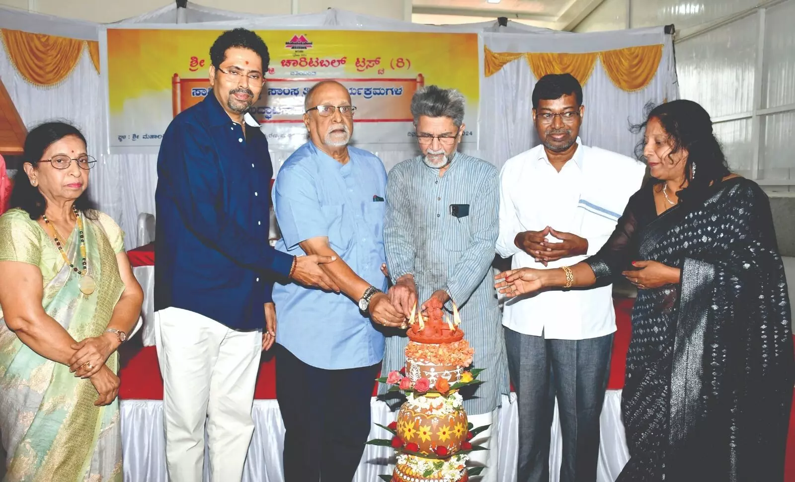 ಮೈಸೂರು | ನಮ್ಮ ಭಾಷೆಯನ್ಮು ನಾವು ಪ್ರೀತಿಸಿದಾಗ ಮಾತ್ರ ಅದರ ನೋವು ಗೊತ್ತಾಗುತ್ತದೆ : ಸಾಹಿತಿ ಲಕ್ಷ್ಮೀಶ ತೋಳ್ಪಾಡಿ ಮೈಸೂರು | ನಮ್ಮ ಭಾಷೆಯನ್ಮು ನಾವು ಪ್ರೀತಿಸಿದಾಗ ಮಾತ್ರ ಅದರ ನೋವು ಗೊತ್ತಾಗುತ್ತದೆ : ಸಾಹಿತಿ ಲಕ್ಷ್ಮೀಶ ತೋಳ್ಪಾಡಿ