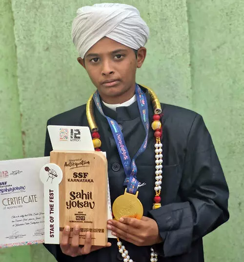 ಎಸ್ಸೆಸ್ಸೆಫ್ ಸಾಹಿತ್ಯೋತ್ಸವ: ಕಲಾ ಪ್ರತಿಭೆಯಾಗಿ ಸಾಹಿಲ್ ದಾವಣಗೆರೆ ಎಸ್ಸೆಸ್ಸೆಫ್ ಸಾಹಿತ್ಯೋತ್ಸವ: ಕಲಾ ಪ್ರತಿಭೆಯಾಗಿ ಸಾಹಿಲ್ ದಾವಣಗೆರೆ