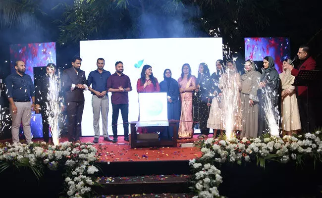 ಸಿಟಿ ಗೋಲ್ಡ್ ಆ್ಯಂಡ್ ಡೈಮಂಡ್ಸ್ನ ದಶಮಾನೋತ್ಸವ ಆಚರಣೆ: ʼಬಿ ದಿ ಜ್ಯುವೆಲ್ʼ ಪ್ರದರ್ಶನ-ಮಾರಾಟಕ್ಕೆ ಚಾಲನೆ ಸಿಟಿ ಗೋಲ್ಡ್ ಆ್ಯಂಡ್ ಡೈಮಂಡ್ಸ್ನ ದಶಮಾನೋತ್ಸವ ಆಚರಣೆ: ʼಬಿ ದಿ ಜ್ಯುವೆಲ್ʼ ಪ್ರದರ್ಶನ-ಮಾರಾಟಕ್ಕೆ ಚಾಲನೆ