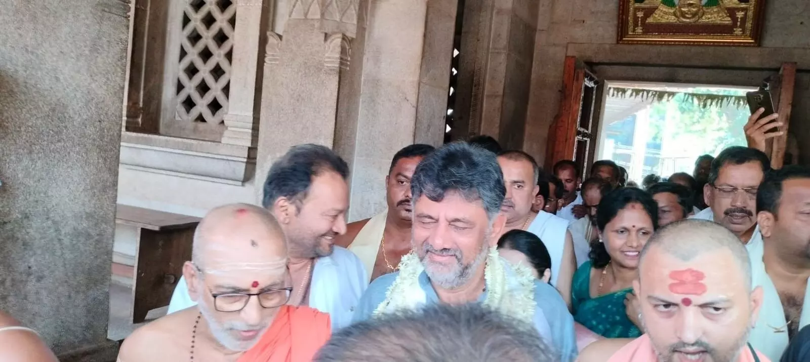 ಕೊಲ್ಲೂರಿನಲ್ಲಿ ಉಪಮುಖ್ಯಮಂತ್ರಿ ಡಿಕೆಶಿ