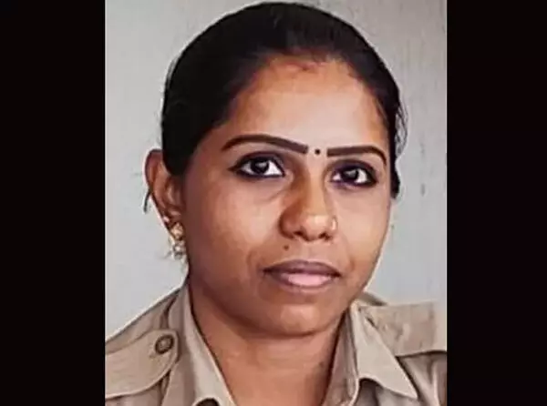 ಕಾಸರಗೋಡು: ಪೊಲೀಸ್ ಸಿಬ್ಬಂದಿಯ ಕೊಲೆ; ಆರೋಪಿ ಪತಿ ಪರಾರಿ