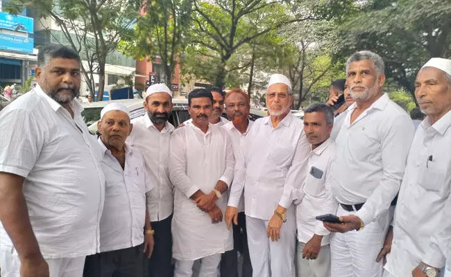 ರಾಜ್ಯ ವಕ್ಪ್ ಸದಸ್ಯರಾಗಿ ಅನ್ವರ್ ಬಾಷಾ ಪುನಾರಾಯ್ಕೆ; ದ.ಕ. ಜಿಲ್ಲಾ ಮದ್ರಸ ಮೆನೇಜ್ಮೆಂಟ್ ವತಿಯಿಂದ ಅಭಿನಂದನೆ ರಾಜ್ಯ ವಕ್ಪ್ ಸದಸ್ಯರಾಗಿ ಅನ್ವರ್ ಬಾಷಾ ಪುನಾರಾಯ್ಕೆ; ದ.ಕ. ಜಿಲ್ಲಾ ಮದ್ರಸ ಮೆನೇಜ್ಮೆಂಟ್ ವತಿಯಿಂದ ಅಭಿನಂದನೆ