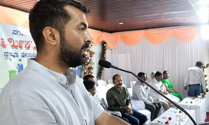 ಪೌರಕಾರ್ಮಿಕರಿಗೆ ಅಗತ್ಯ ಮೂಲ ಸೌಲಭ್ಯ ಕಲ್ಪಿಸಲು ಪ್ರಾಮಾಣಿಕ ಪ್ರಯತ್ನ: ಶಾಸಕ ಡಾ.ಮಂತರ್ ಗೌಡ ಭರವಸೆ