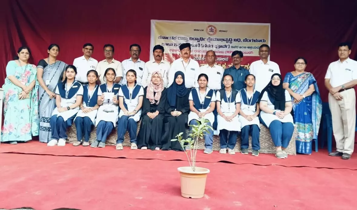 ಕಲಬುರಗಿ | ವಿಭಾಗೀಯ ಮಟ್ಟಕ್ಕೆ ಆಯ್ಕೆಯಾದ ವಿ.ಜಿ.ವಿಮೆನ್ಸ್ ಕಾಲೇಜಿನ ವಿದ್ಯಾರ್ಥಿನಿಯರು