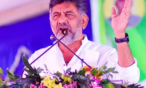 ‘ಗೃಹಲಕ್ಷ್ಮಿ ಯೋಜನೆ’ ನಕಲು ಮಾಡಿ ಮಹಾರಾಷ್ಟ್ರದಲ್ಲಿ ಬಿಜೆಪಿ ಗೆಲುವು : ಡಿ.ಕೆ.ಶಿವಕುಮಾರ್