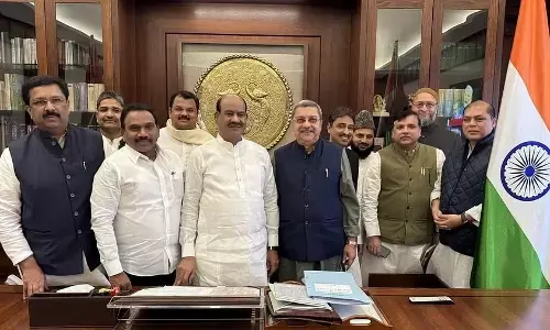 Photo of Speaker Om Birla with Waqf Board JPC