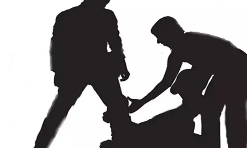 ಉತ್ತರ ಪ್ರದೇಶ | ಯುವಕನಿಗೆ ಥಳಿಸಿ, ವಿವಸ್ತ್ರಗೊಳಿಸಿ ‘ಜೈ ಶ್ರೀರಾಮ್’ ಘೋಷಣೆ ಕೂಗುವಂತೆ ಬಲವಂತ: ಕುಟುಂಬ ಆರೋಪ