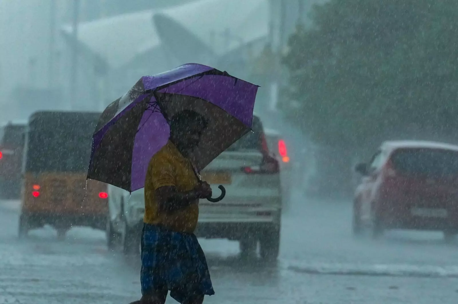 ಫೆಂಗಲ್ ಚಂಡಮಾರುತ | ತಮಿಳುನಾಡಿನಲ್ಲಿ ಭಾರಿ ಮಳೆ