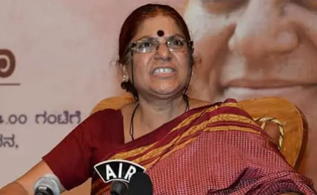 ಕಲಬುರಗಿ | ಸಿಪಿಐ(ಎಂ) ಪಕ್ಷದ ಜಿಲ್ಲಾ ಕಾರ್ಯದರ್ಶಿಯಾಗಿ ಕೆ.ನೀಲಾ ಪುನರಾಯ್ಕೆ ಕಲಬುರಗಿ | ಸಿಪಿಐ(ಎಂ) ಪಕ್ಷದ ಜಿಲ್ಲಾ ಕಾರ್ಯದರ್ಶಿಯಾಗಿ ಕೆ.ನೀಲಾ ಪುನರಾಯ್ಕೆ