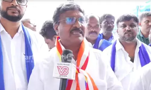 ಈಗ ಸಂವಿಧಾನ ಯಾರನ್ನು ಗೌರವಿಸುತ್ತಿಲ್ಲ : ಪೇಜಾವರ ಶ್ರೀಗೆ ಮಾವಳ್ಳಿ ಶಂಕರ್ ಪ್ರಶ್ನೆ