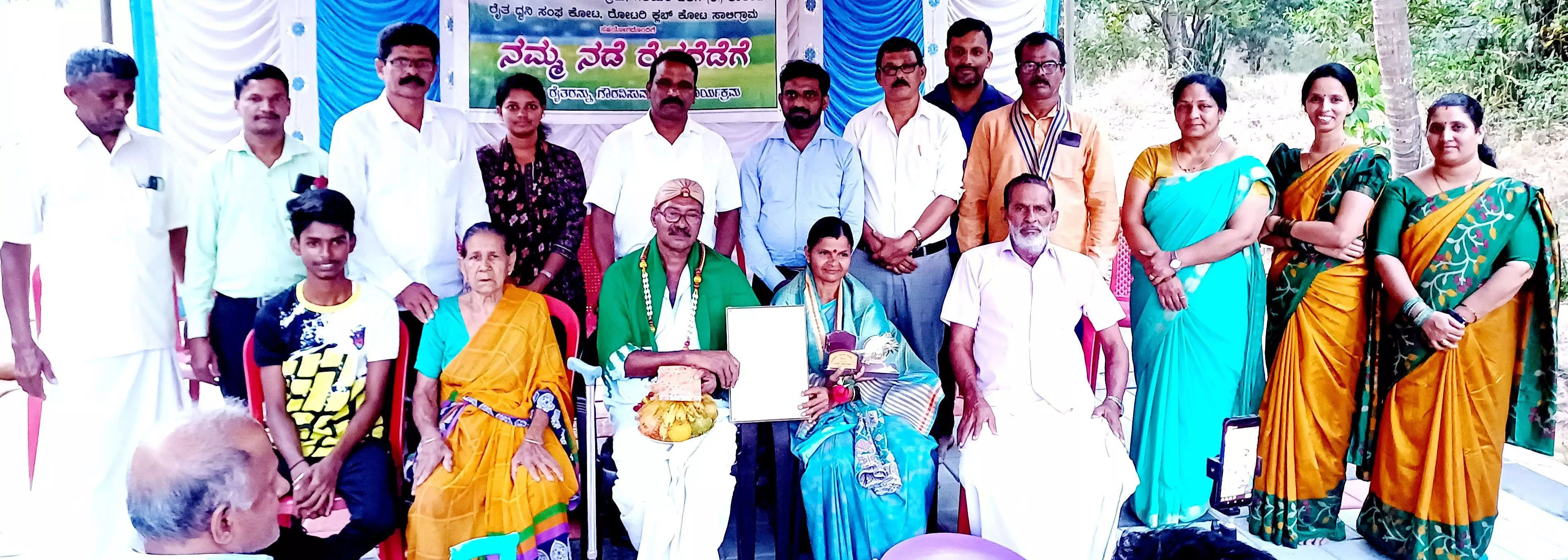 ರೈತರ ಬಗ್ಗೆ ನಿರ್ಲಕ್ಷ್ಯ ಧೋರಣೆ ಸಲ್ಲ: ಮಂಜುನಾಥ್ ಗಿಳಿಯಾರ್ ರೈತರ ಬಗ್ಗೆ ನಿರ್ಲಕ್ಷ್ಯ ಧೋರಣೆ ಸಲ್ಲ: ಮಂಜುನಾಥ್ ಗಿಳಿಯಾರ್