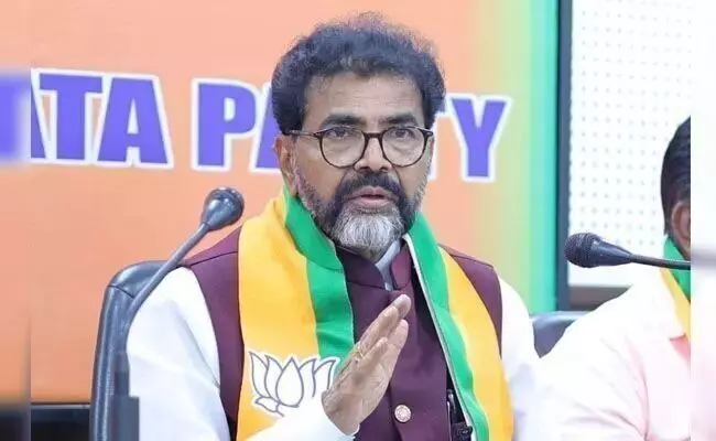 ಕಾಂಗ್ರೆಸ್‌ ಸರಕಾರದಿಂದ ಬಿಜೆಪಿ ನಾಯಕರ ವಿರುದ್ಧ ಷಡ್ಯಂತ್ರ : ಛಲವಾದಿ ನಾರಾಯಣಸ್ವಾಮಿ