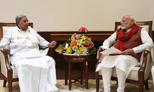 ಪ್ರಧಾನಿ ನರೇಂದ್ರ ಮೋದಿ ಅವರನ್ನು ಭೇಟಿಯಾದ ಸಿದ್ದರಾಮಯ್ಯ : ಸಿಎಂ ಬೇಡಿಕೆಗಳೇನು?