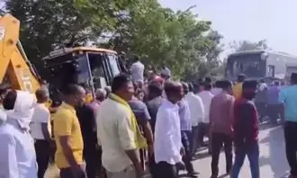 ಮಹಾರಾಷ್ಟ್ರ: ಬಸ್ ಪಲ್ಟಿಯಾಗಿ 9 ಮಂದಿ ಮೃತ್ಯು, ಹಲವರಿಗೆ ಗಾಯ