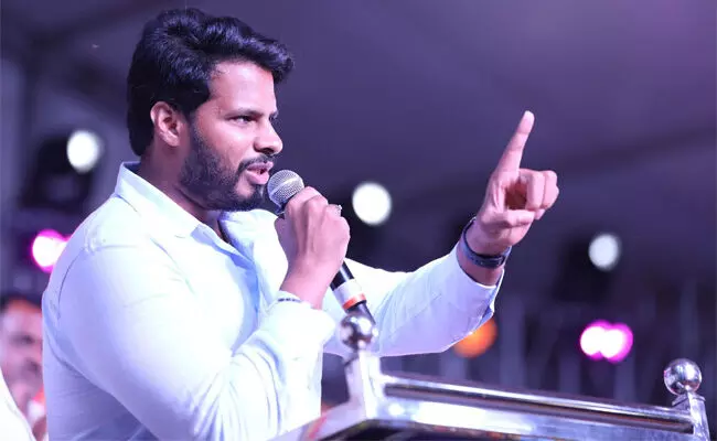 Photo of Nikhil Kumarswamy