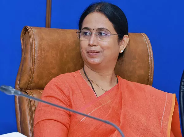 ಸಮಾಜದ ಸ್ವಾಸ್ಥ್ಯ ಕೆಡಿಸುವುದು ಸ್ವಾಮೀಜಿಗಳ ಕೆಲಸವಲ್ಲ: ಸಚಿವೆ ಲಕ್ಷ್ಮೀ ಹೆಬ್ಬಾಳ್ಕರ್ ಸಮಾಜದ ಸ್ವಾಸ್ಥ್ಯ ಕೆಡಿಸುವುದು ಸ್ವಾಮೀಜಿಗಳ ಕೆಲಸವಲ್ಲ: ಸಚಿವೆ ಲಕ್ಷ್ಮೀ ಹೆಬ್ಬಾಳ್ಕರ್