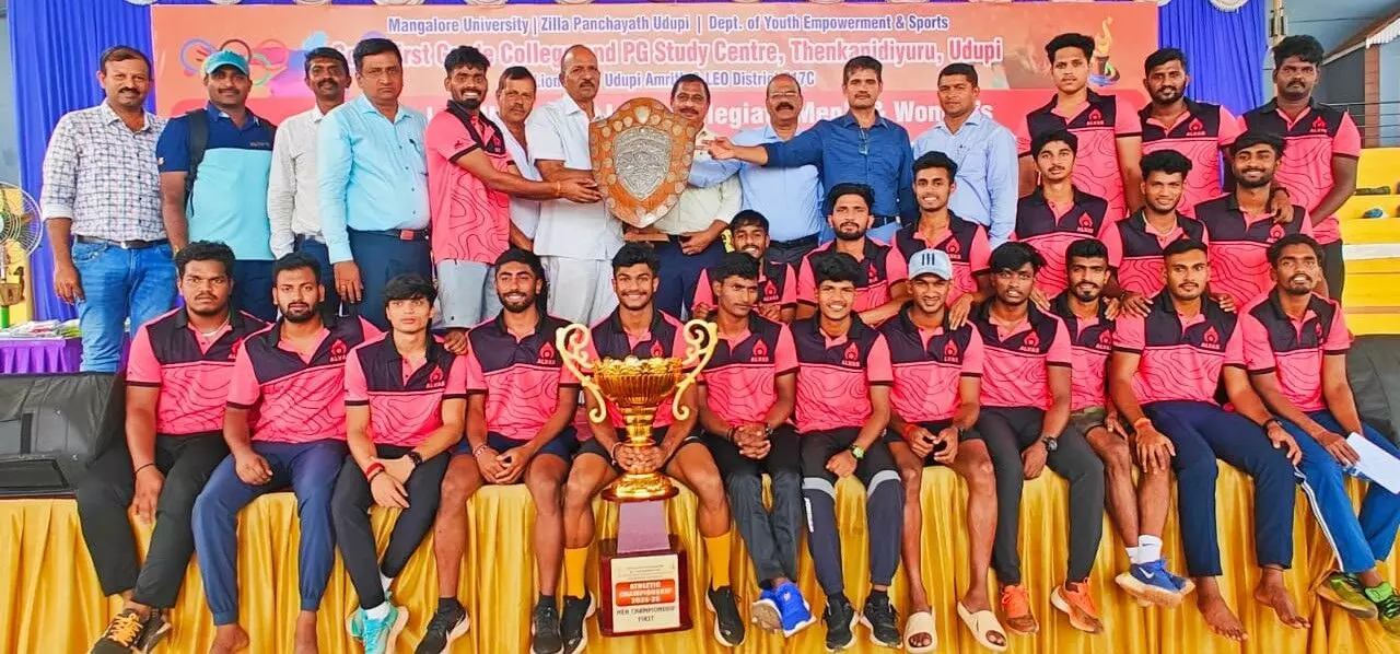 ಮಂಗಳೂರು ವಿವಿ ಅಂತರ ಕಾಲೇಜು ಅತ್ಲೆಟಿಕ್ ಚಾಂಪಿಯನ್ಶಿಪ್: ಆಳ್ವಾಸ್ಗೆ ಸಮಗ್ರ ಪ್ರಶಸ್ತಿ ಮಂಗಳೂರು ವಿವಿ ಅಂತರ ಕಾಲೇಜು ಅತ್ಲೆಟಿಕ್ ಚಾಂಪಿಯನ್ಶಿಪ್: ಆಳ್ವಾಸ್ಗೆ ಸಮಗ್ರ ಪ್ರಶಸ್ತಿ