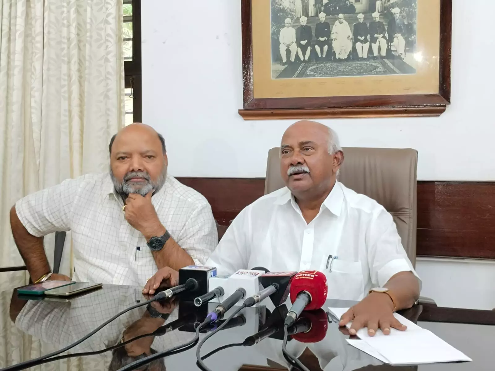 ಹಾಸನದ ಸ್ವಾಭಿಮಾನಿ ಸಮಾವೇಶ ಯಾರಿಗೋಸ್ಕರ?: ವಿಶ್ವನಾಥ್ ವಾಗ್ದಾಳಿ