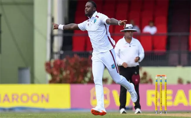 ಬಾಂಗ್ಲಾದೇಶ 164 ರನ್‌ಗೆ ಆಲೌಟ್ | 5 ರನ್‌ಗೆ 4 ವಿಕೆಟ್ ಪಡೆದ ಜೇಡನ್ ಸೀಲ್ಸ್!