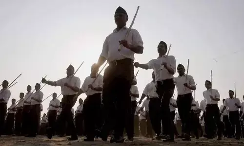 ಆರೆಸ್ಸೆಸ್‍ನ ‘ಭಾರತೀಯ ಸಂಸ್ಕೃತಿ ಉತ್ಸವ’ದಲ್ಲಿ ಕಾಂಗ್ರೆಸ್ ನಾಯಕರು ಭಾಗವಹಿಸಬಾರದು : ಸಾಹಿತಿ, ಪ್ರಗತಿಪರ ಚಿಂತಕರ ಒತ್ತಾಯ