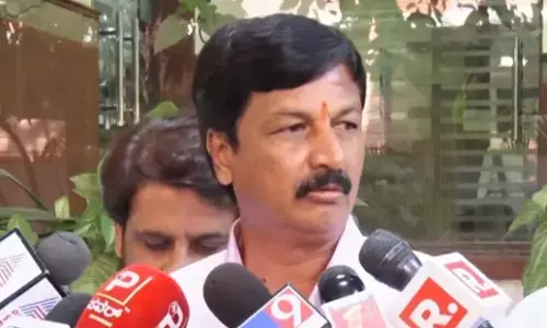 ವಿಜಯೇಂದ್ರ ಪಕ್ಷ ವಿರೋಧಿಯಾಗಿ ಕೆಲಸ ಮಾಡುತ್ತಿದ್ದಾರೆ : ರಮೇಶ್ ಜಾರಕಿಹೊಳಿ