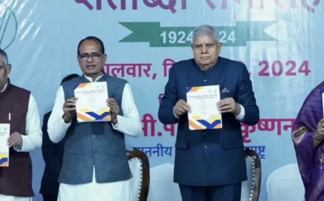 ಪ್ರತಿಭಟನಾನಿರತ ರೈತರೊಂದಿಗೆ ಏಕೆ ಮಾತುಕತೆ ನಡೆಸಲಿಲ್ಲ?: ಕೃಷಿ ಸಚಿವರಿಗೆ ಉಪರಾಷ್ಟ್ರಪತಿ ಪ್ರಶ್ನೆ