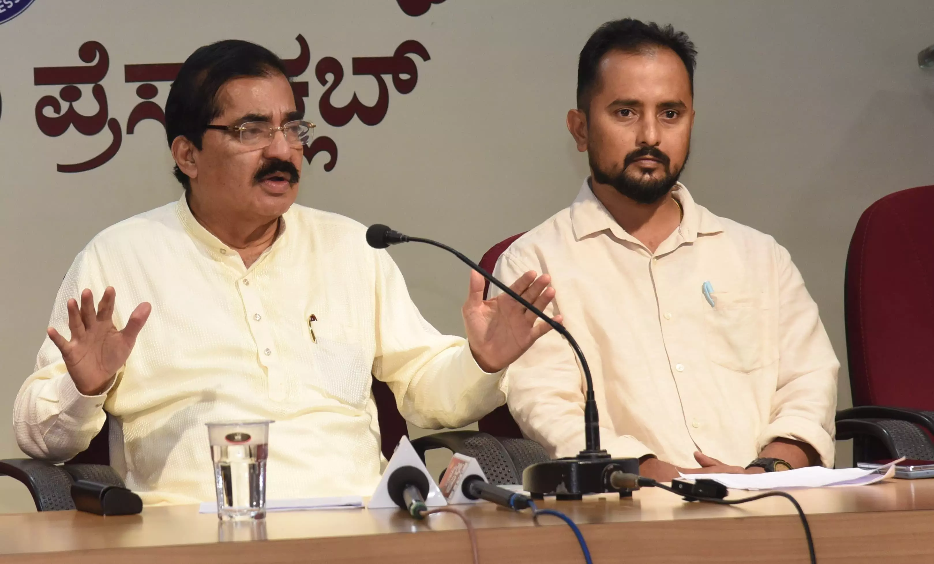 ಮೂಡುಬಿದಿರೆ: ಡಿ.10ರಿಂದ 15ರವರೆಗೆ 30ನೇ ವರ್ಷದ ಆಳ್ವಾಸ್ ವಿರಾಸತ್ ಮೂಡುಬಿದಿರೆ: ಡಿ.10ರಿಂದ 15ರವರೆಗೆ 30ನೇ ವರ್ಷದ ಆಳ್ವಾಸ್ ವಿರಾಸತ್