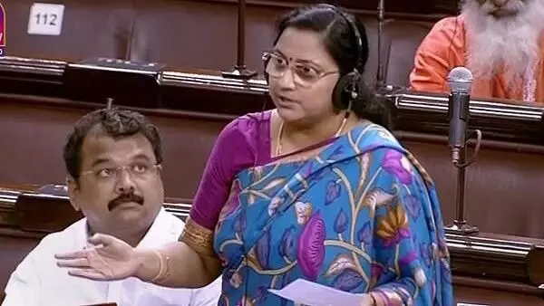 ʼಆನ್ ಲೈನ್ ನಲ್ಲಿ ಅವಧಿ ಮೀರಿದ, ನಕಲಿ ಔಷಧಗಳ ವಿತರಣೆ ಸಾಧ್ಯತೆ ಹೆಚ್ಚಿದೆʼ: ಡಿಎಂಕೆ ರಾಜ್ಯಸಭಾ ಸಂಸದೆ ಕನಿಮೊಳಿ