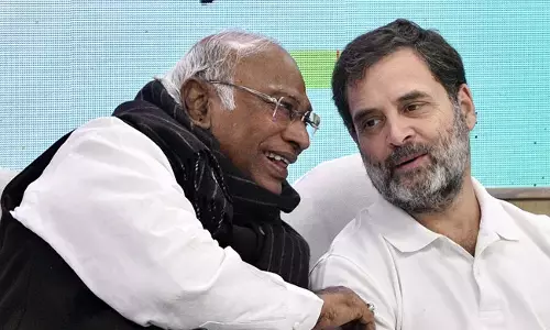 Photo of Mallikarjun Kharge, Rahul Gandhi