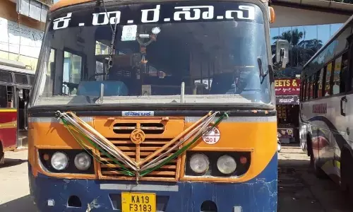 ಉಪ್ಪಿನಂಗಡಿ| ಚಾಲಕನಿಗೆ ಎದೆನೋವು: ಬಸ್ ಚಲಾಯಿಸಿ ಚಾಲಕನನ್ನು ಆಸ್ಪತ್ರೆಗೆ ಸೇರಿಸಿದ ನಿರ್ವಾಹಕ