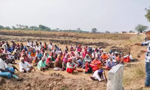 ಯಾದಗಿರಿ | ನರೇಗಾ ಕಾಮಗಾರಿ ಸ್ಥಳಕ್ಕೆ ತಾಲ್ಲೂಕು ಪಂಚಾಯತ್‌ ಐಇಸಿ ಸಂಯೋಜಕರ ಭೇಟಿ