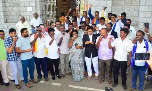 ಕನ್ನಡ ಸಾಹಿತ್ಯ ಸಮ್ಮೇಳನದಲ್ಲಿ ʼಹಪ್ಪಳದ ಜೊತೆ ಕಬಾಬ್ ಇರಲಿʼ : ಪ್ರಗತಿಪರ ಸಂಘಟನೆಗಳ ಆಗ್ರಹ