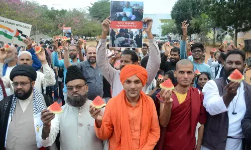 “ಯುದ್ಧ ಪರವಾಗಿರುವ ಇಸ್ರೇಲ್‍ಗೆ ಭಾರತ ಕಡಿವಾಣ ಹಾಕಲಿ: ಬೆಂಗಳೂರಿನಲ್ಲಿ ಸರ್ವಧರ್ಮಗಳ ಗುರುಗಳ ಕರೆ